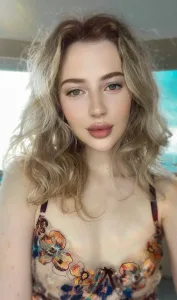 Russian newcomer, Lola Height 168cm Weight 45kg